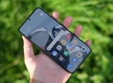 Mengatasi shadow di layar HP Xiaomi